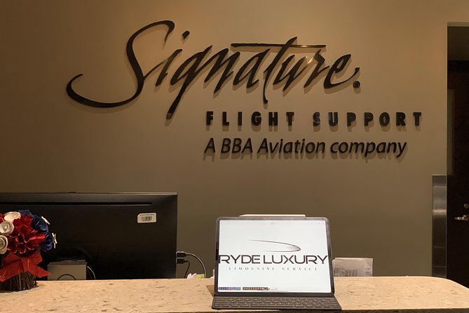 Chicago Private Airport Transfer Service via Luxury Vehicle - Cancellation Policy and Reviews
