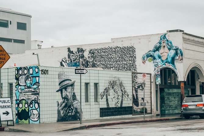 Los Angeles Street Art Photoshoot: Funky Venice With a Personal Photographer - Browse Inspiring Traveler Photos