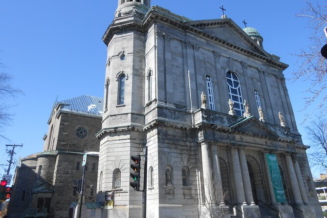 Montreal Self-Guided Walking Tour and Scavenger Hunt - The Sum Up