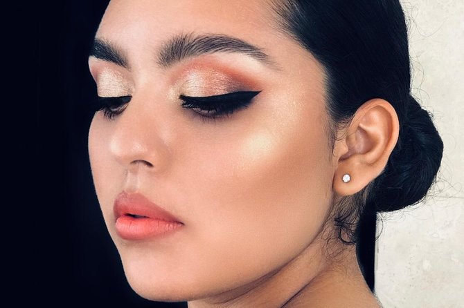 Private Makeup Session With a Local Artist in Grand Cayman - Common Questions