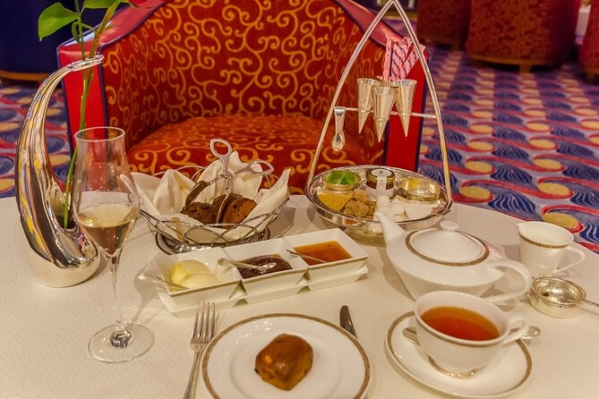 Tallest and Luxurious - Burj Khalifa Top and Burj Al Arab Hi Tea - Virtual Reality Experience