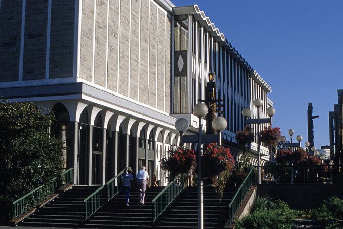 Victoria Harbour: a Smartphone Audio Walking Tour - Common Questions