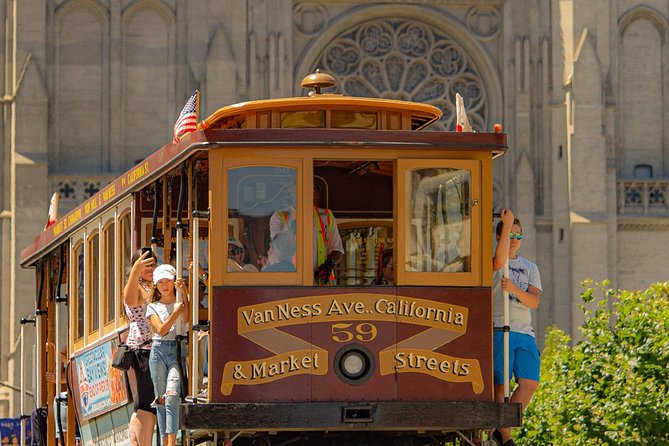 Walking Tour of Nob Hill - Cable Cars, Luxury Hotels, French-Gothic Cathedral - Discovering the Historic Charm of Nob Hill