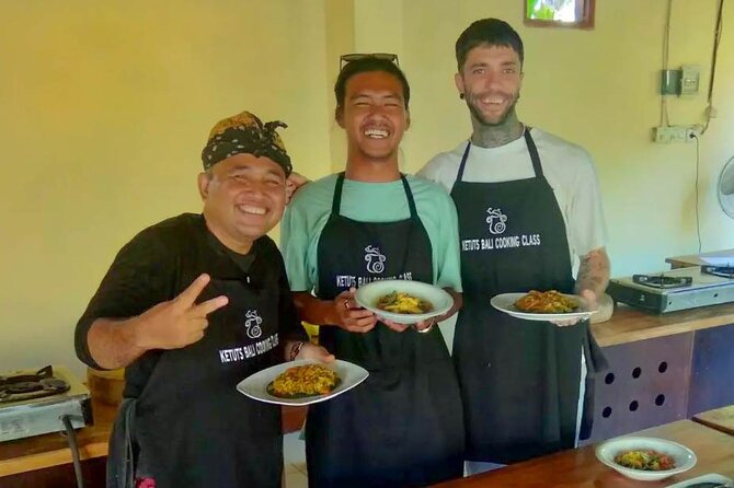 8 Hours Private Balinese Cooking Class With Tirta Empul Temple - Good To Know