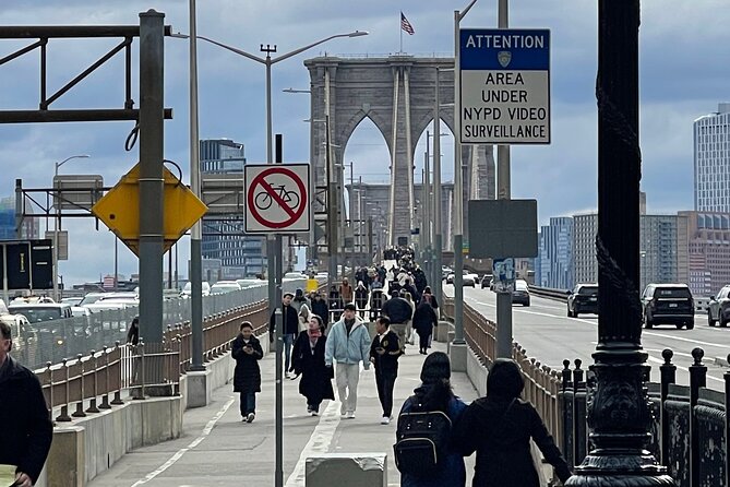 1. 6 Hour Bus Tour and 1 Hour Boat Ride by the Statue of Liberty - 911 Memorial and Records Building Visit