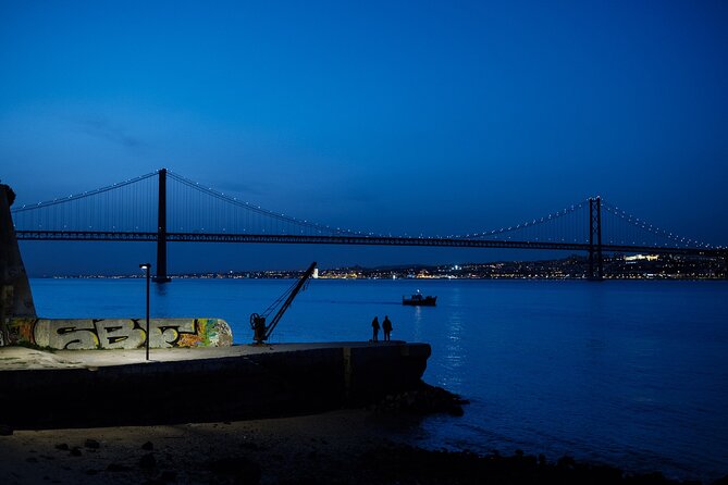 Private Tour - Discover Cacilhas With a Photographer - The Sum Up