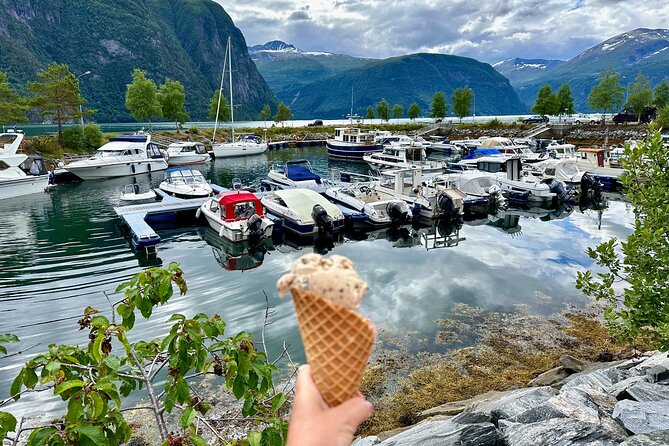 A Private Tour of the Alesund Trollstigen and Strawberry Valley