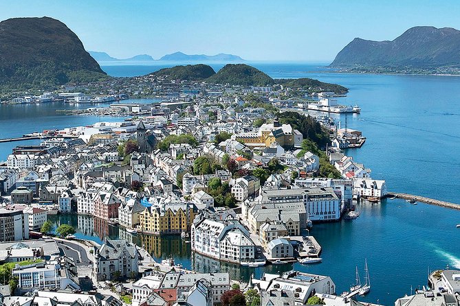 Aalesund Private Transfer From Aalesund (Aes) Airport to City Centre - Good To Know