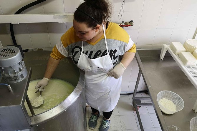 Abruzzo Cheese-Making Workshop  – Pescara