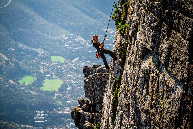 Abseiling Table Mountain - Abseiling at Table Mountain: An Adrenaline-Fueled Adventure