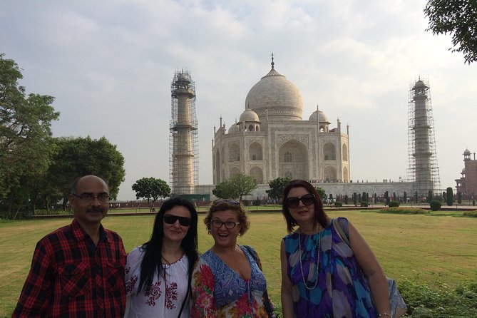 Agra Taj Mahal All Inclusive Tour by Gatimaan Express Train - Good To Know