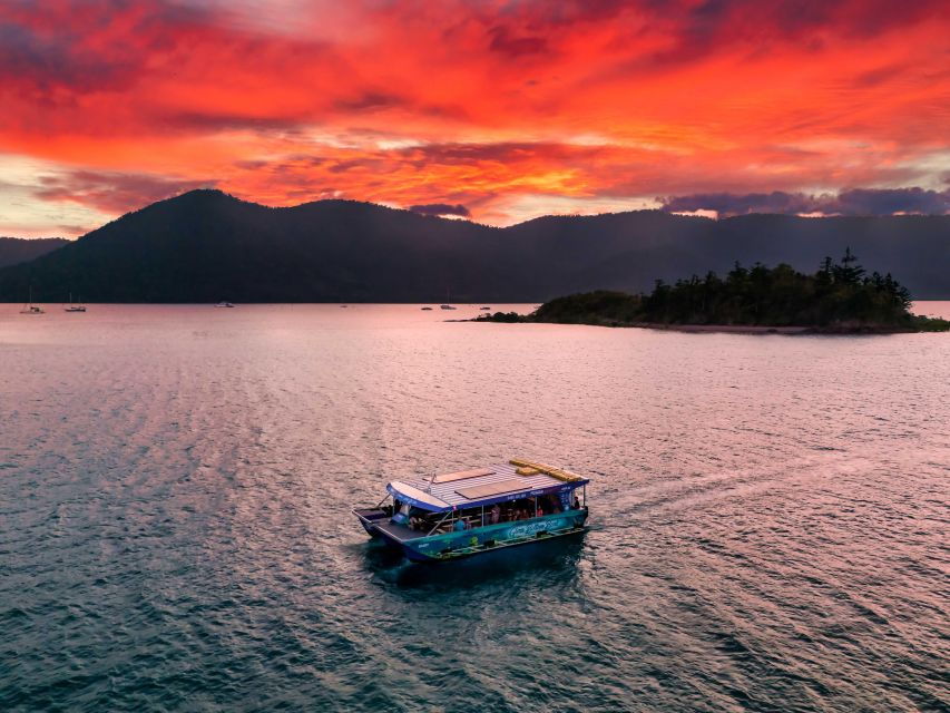 Airlie Beach: Bottoms up Sunset Cruise With Drink