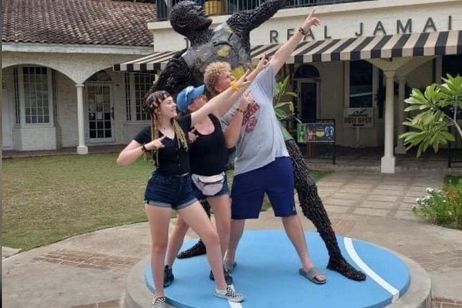 Airport Round Trip Transfer To Hotels in Montego Bay - Booking Process and Duration