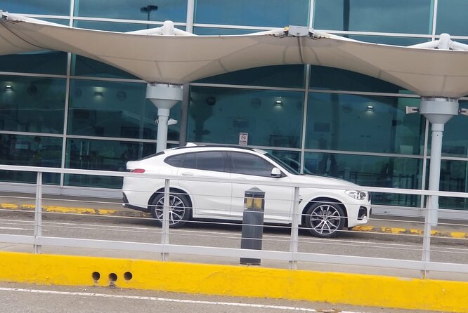 Airport Transfer From Kingston Airport to Ocho Rios Hotels