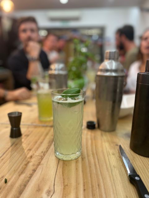 Aix En Provence: Cocktail Workshop in a Producer Bar
