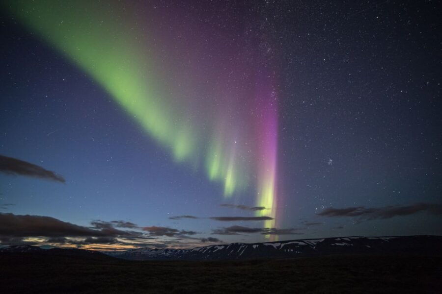 Akureyri: Private Northern Lights Tour With Transfer & Snack - Good To Know