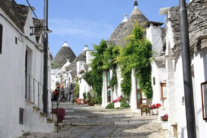 Alberobello Private Walking Tour With Gelato Tasting