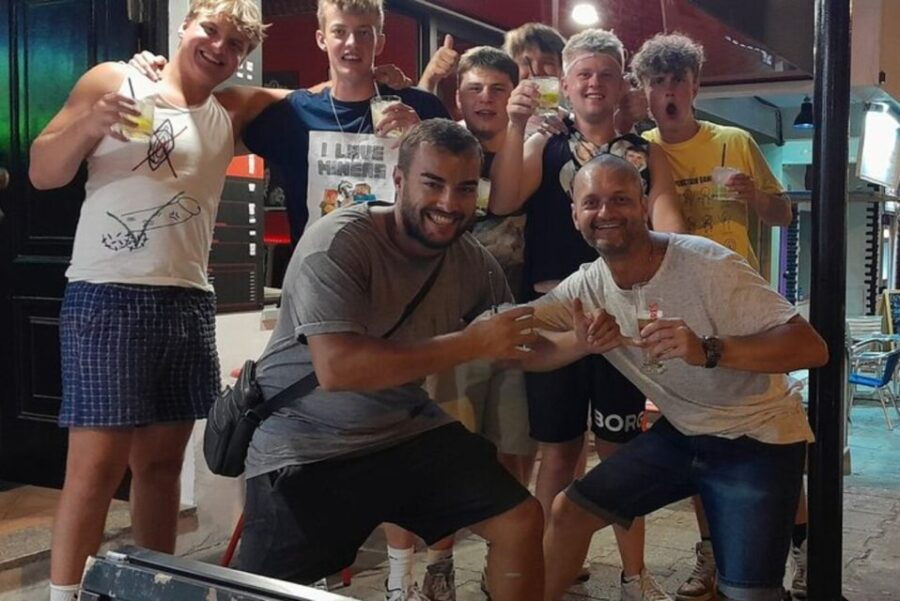 Albufeira Night Tour With Cocktails and Fun