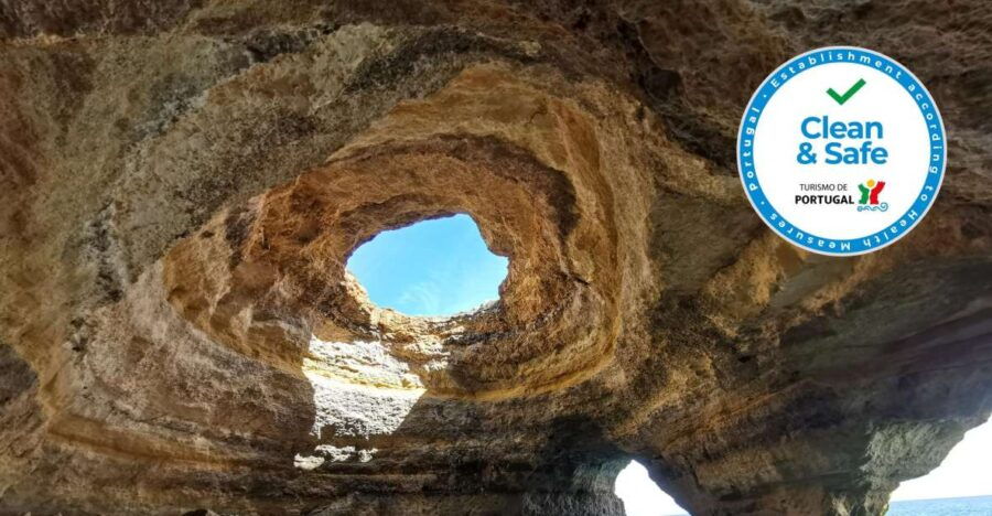 Algarve: Benagil Sea Cave Sunrise or Sunset Kayak Experience