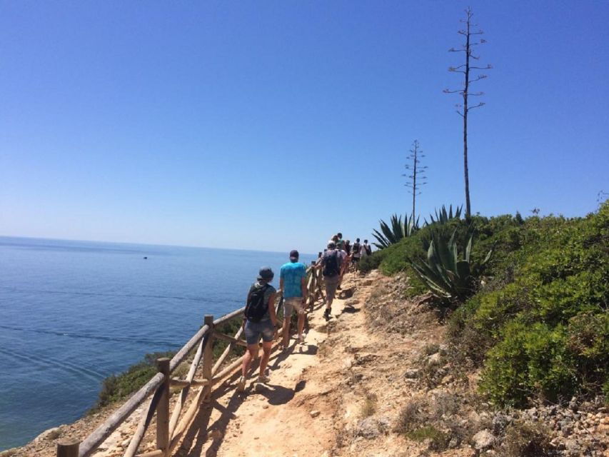Algarve: Carvoerio and Benagil Walking Tour and Cruise