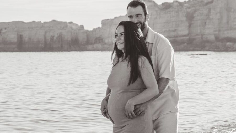 Algarve: Photoshoot for Couple, Family, Portrait - Good To Know
