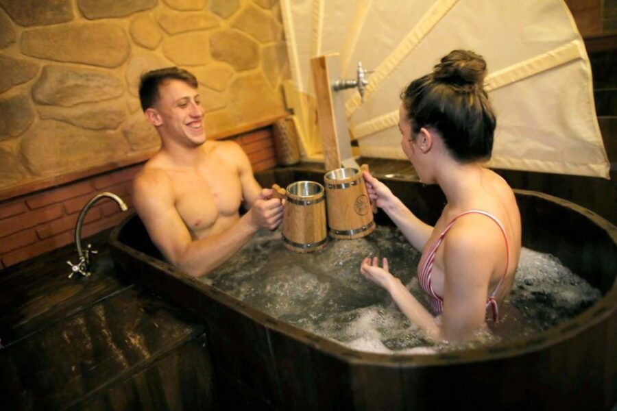 Alicante: Beer Spa Experience With Tastings and Snacks