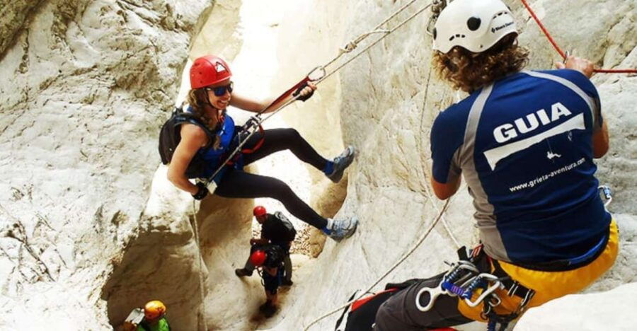 Alicante: Guided Canyoning Experience in The Ravine of Hell