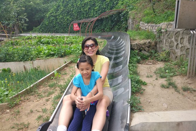 All-Inclusive Day Tour: Mutianyu Great Wall & Beijing Panda Zoo With Local Lunch