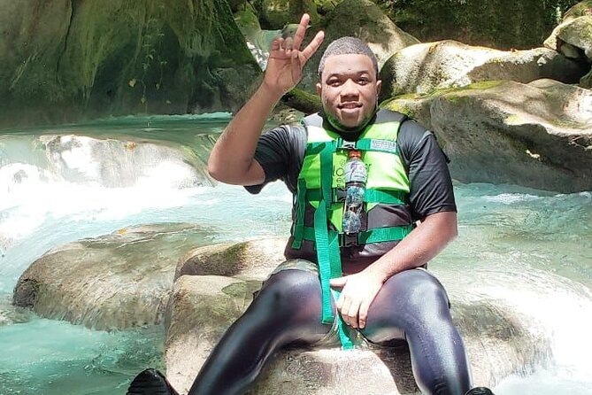 ALL INCLUSIVE Tour of the “Cueva De La Virgen” Water Trail