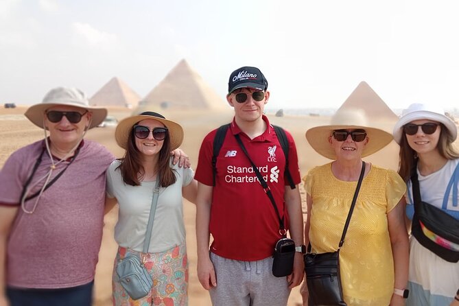 All Inclusive Tour to Pyramids of Giza With Camel Ride and Lunch