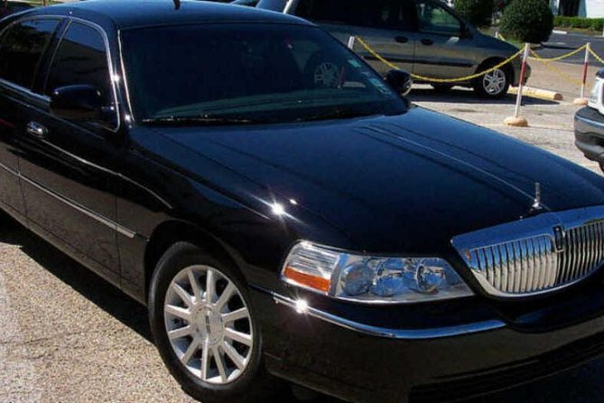 Allstate Limo – Private Airport Luxury Town Car Service In Rhode Island.