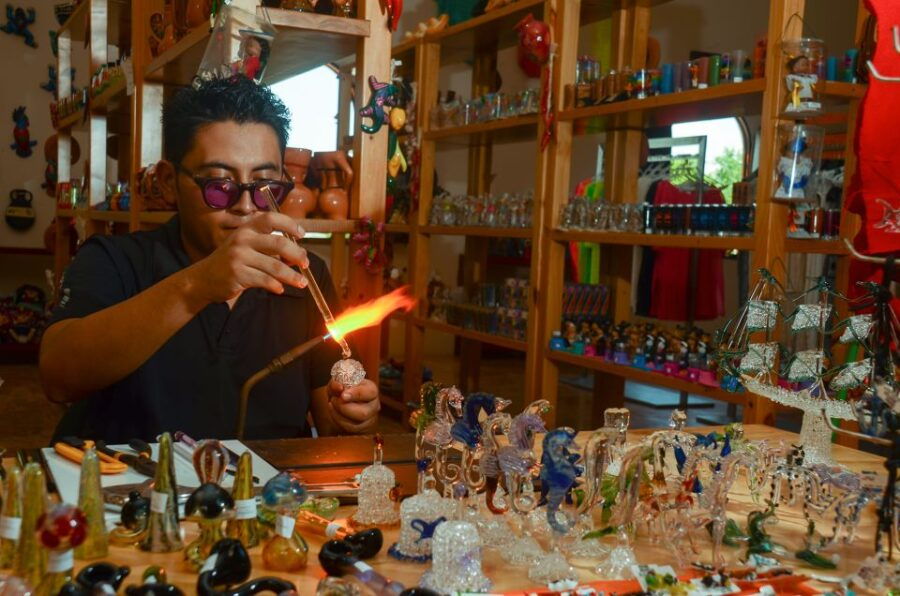 Amazing Playa Del Carmen Great Shopping Tour - Good To Know