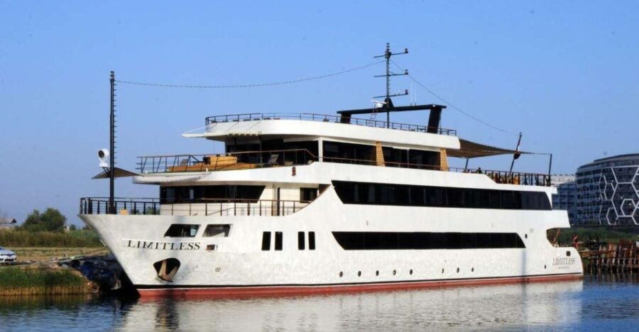 Antalya: Limitless Deluxe Motor Yacht