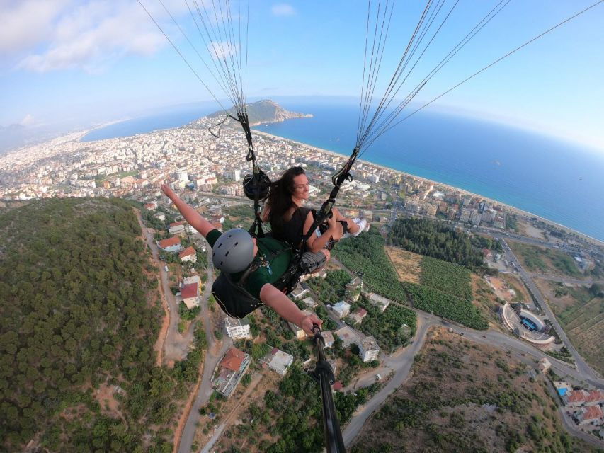 Antalya: Tandem Paragliding in Alanya W/Pick From Antalya