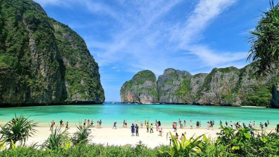 Ao Nang:Phi Phi Island 1 Day With a Private Longtail Boat