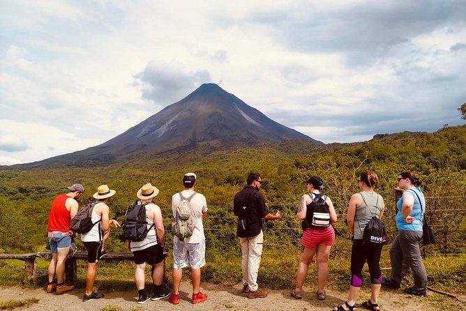 Arenal Volcano Hike From La Fortuna