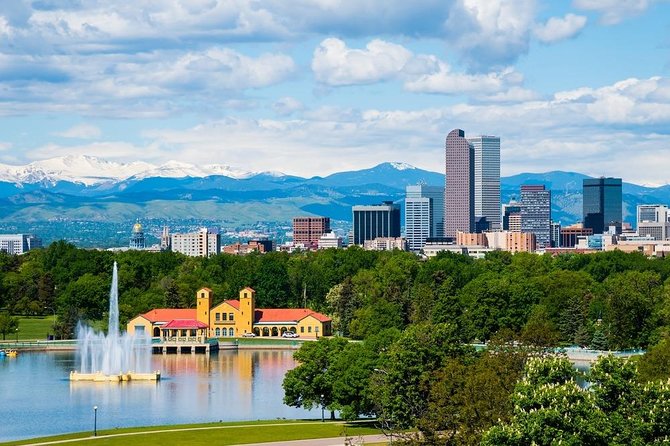 Arrival Private Transfer: Denver Airport DEN to Denver in Luxury SUV - Good To Know