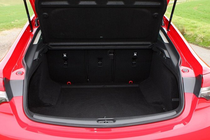 Arrival Private Transfer Dusseldorf Airport DUS to Dusseldorf City by Sedan Car