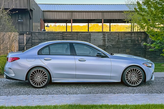 Arrival Private Transfer From DURban Airport DUR to DURban City by Business Car