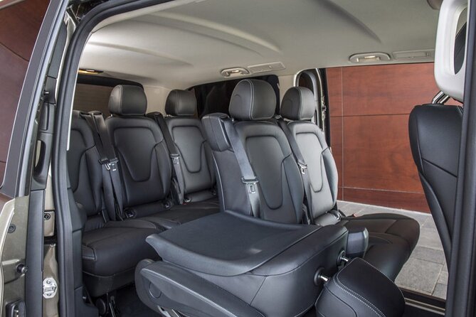 Arrival Private Transfer London Airport LHR to Cambridge City by Luxury Van - Good To Know