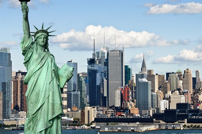 Arrival Private Transfer: Newark Airport EWR to New York in Business Car