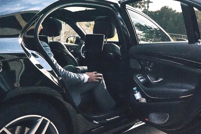 Arrival Transfer: Lisbon Airport LIS to Lisbon in Business Car - Good To Know