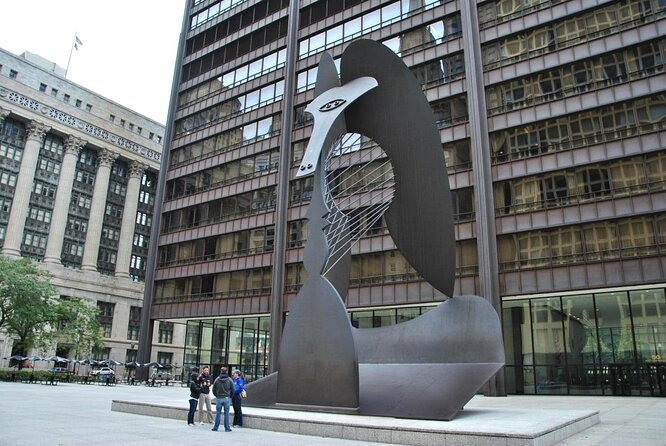 Art of a City, Downtown Chicago - Exclusive Guided Walking Tour