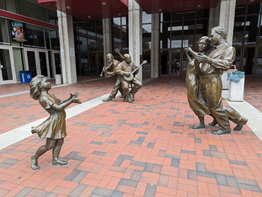 Asheville: Self-Guided Scavenger Hunt Walking Tour