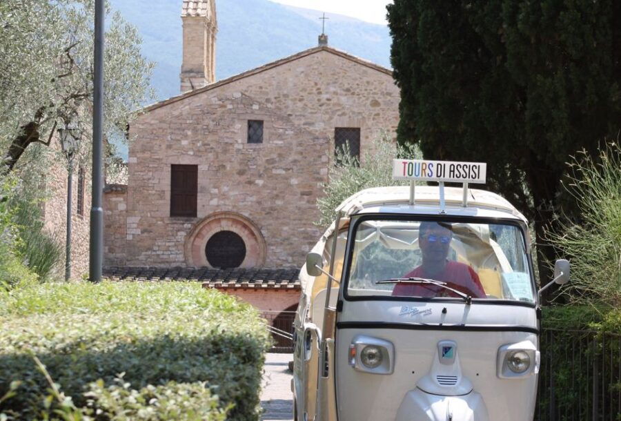 Assisi: The Life of Saint Clare Tour