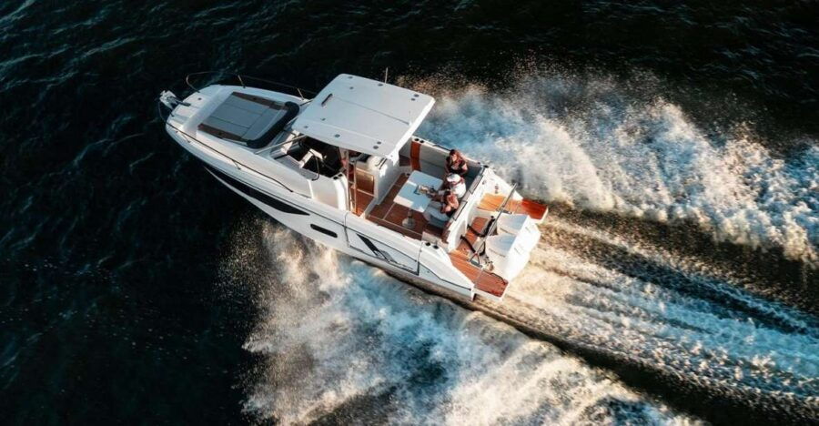 Athens: Private Cruise to Aegina, Moni and Perdika