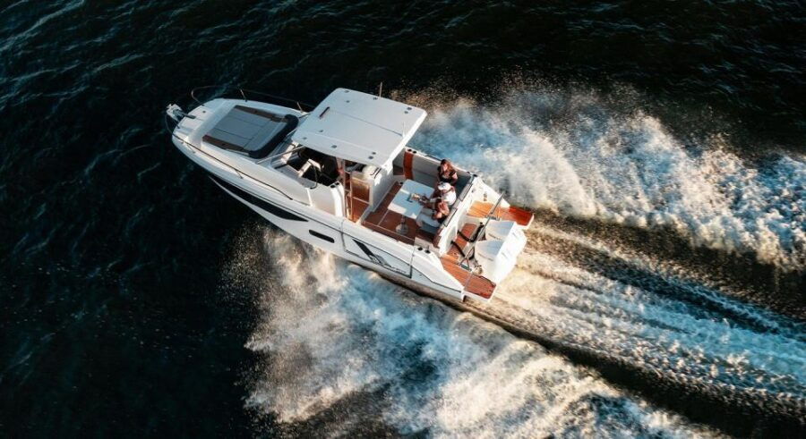 Athens: Private Cruise to Hydra, Spetses & Dokos Island