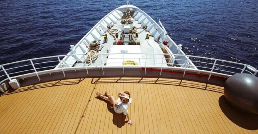 Athens: Saronic Islands Cruise With VIP Area Seating & Lunch - Activity Details