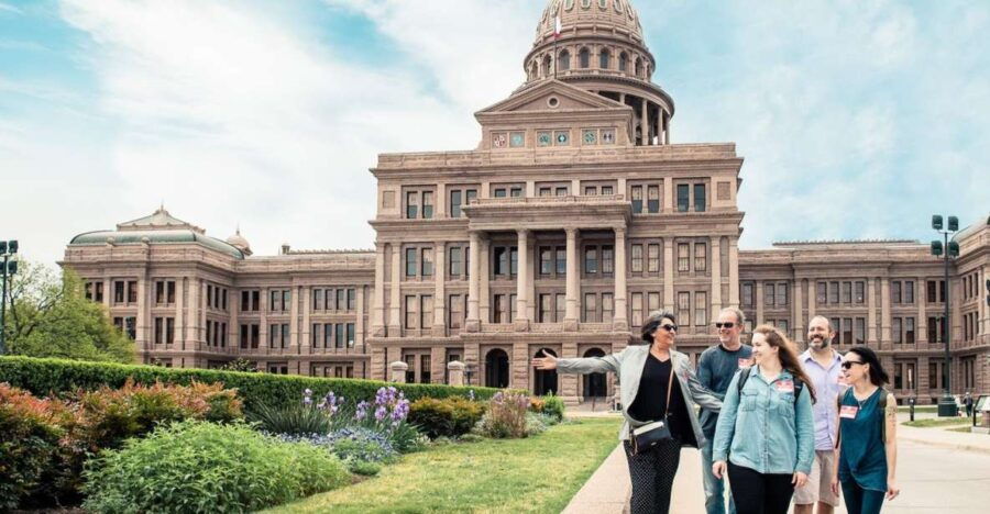 Austin: Best of Austin Driving Tour With Local Guide