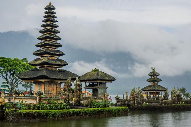 Bali ATV Quad Bike With Bedugul Lake Temple and Tanah Lot Sunset Tour